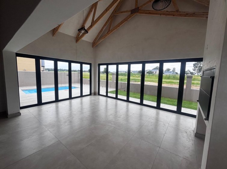 3 Bedroom Property for Sale in Heron Banks Golf Estate Free State